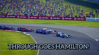 THROUGH GOES HAMILTON! | F1 22