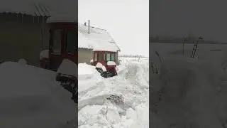 Откапали свой минитрактор.Тамбов заваливает снегом.Наша жизнь в деревне