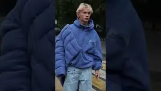 Юля Гаврилина штаны Дани и они в одном кафе, так же Юля в футболке, в которой был Даня)😍😇