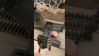 (ASMR) MG42 Ammunition Belt Loading 