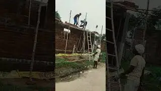 bricks lifting for brickwork