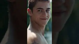 Hardin qui regarde Tessa.🥵 