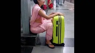 रेलवे स्टेशन पर महिला के कारनामे ने सबका दिल जीत लिया | The Train Fact 