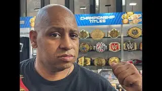 LIVE FROM WWE SUPERSTORE !