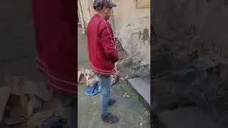 Бомжи оккупировали теплоцентр.