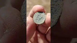 Vzácná arabská mince vykopaná díky detektoru kovů #metaldetecting #metaldetector #archaeology #coin
