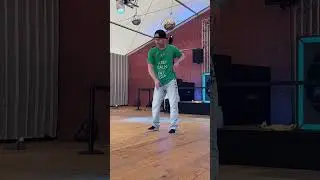 William aka Jehuty | Popping showcase on Chromeo - 