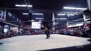 Su Yung Stunner