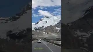 Tara sa Columbia Ice Fields Jasper