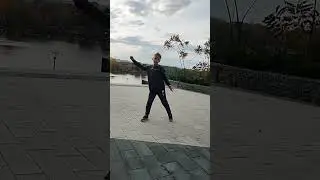 Best moves for the shuffle dance