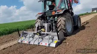 🚜 - Kartoffeln legen 2023 - Bodenbearbeitung - MF 3630 - John Deere 820 - 🚜