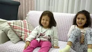 ÖYKÜ HİLAL GÖZLERİ KAPALI TAHMİN OYUNU OYNUYOR kids have fun