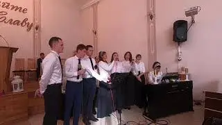 Мирно жизнь текла Иосифа с Марией