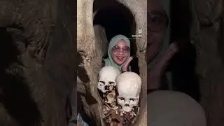 HOROR FOTO SAMA TENGKORAK ASLI