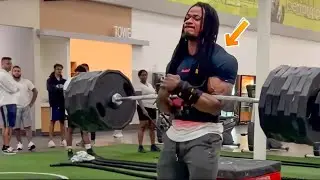 Walked With 700 Lb In A Commercial Gym