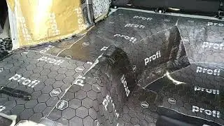 Виброизоляция багажника в Гранте своими руками