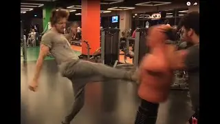 Bursa Kickboks Push Kick Training
