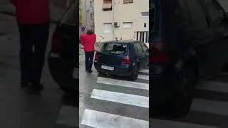 Kada parkiraš na zebru