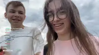 СТРОГО ДОМОГАЕТСЯ ДО ГЕНСУХИ НА УЛИЦЕ    СТРОГО И ГЕНСУХА ГУЛЯЮТ