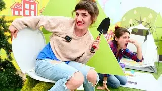 Ayşe ve Ümit'in kampta tuvaleti geliyor! Eğlenceli kız oyunları!