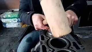3 часть видео о ремонте китайского двигателя Чери Фора