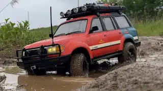 1/10 Scale TOYOTA LAND CRUISER Serise 80 | AXIAL SCX10III |LC80|Off-road Trail after rain 4X4 RC Car