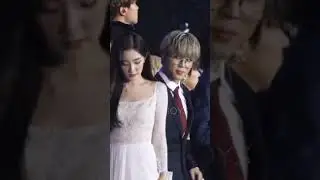 Jimin BTS to Irene~ Can’t take my eyes off youu 👀