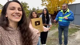 Trio Mandili gets Golden Button Award // Courier Givi becomes a vlogger