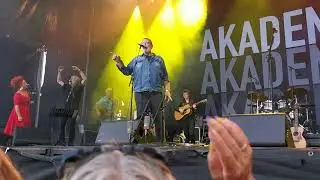 Akademiet og Alex Nyborg Madsen: Ho Hey - I Belong To You You Belong To Me
