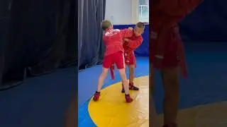 Борьба по заданию, броски только с захватом за отворот✊🏾 