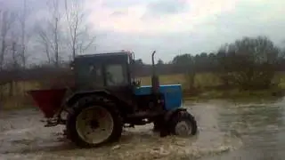 мтз по луже. весна