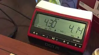 Игра в шахматы против DGT PI на доске DGT Smart Board