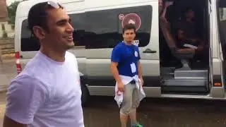 Индийские танцы под проливным дождем в Махачкале