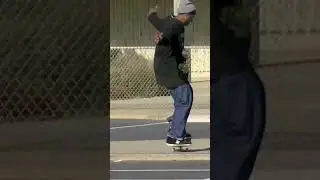 Heelflip Manual the whole Parking Lot ‼️🛹 #WeOutHere  #WOW #skateboarding #manuel