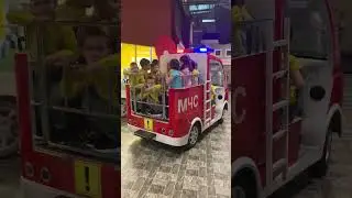Пожарная машина в Кидбург. Детский город профессий 