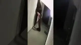 Наркоман VS дверь