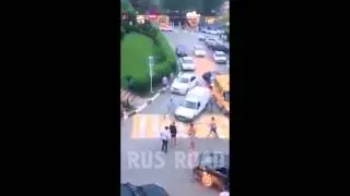 Не можешь дать по морде? Тогда разбей машину!
