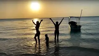 Beautiful relaxing music for stress relief / Sleep and meditation music / Beautiful sea views