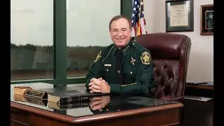 Sheriff Judd fights the 
