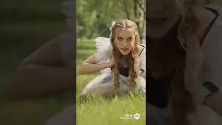 Школьница показывает упражнения