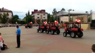 Танцующие тракторы Беларус-320.4