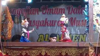 Perang gajah vs burung ababil//ki dalang ulin
