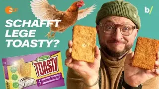 Heiße Herausforderung: Sebastian wagt sich an das Schnitzel aus dem Toaster