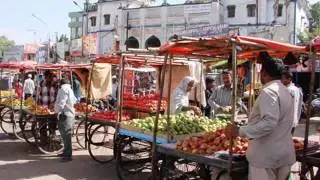 Laad Bazaar Hyderabad Reviews | Laad Bazaar Hyderabad Popular Traditional Markets Of India