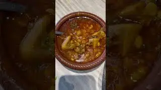 ‘চাটগাঁইয়া মেজ্জাইন্যা খানা খাইলে বুঝিবা, ন খাইলে পস্তাইবা’.         Traditional Chatgaiya Mejban.