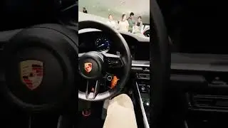 А я еду на порше