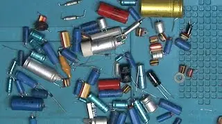 A quick look at capacitors and Happy New Year
