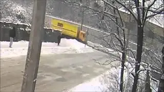 Сбил девушку на пешеходном переходе