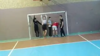 Приклався