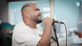 אושר כהן בביצוע לשיר 